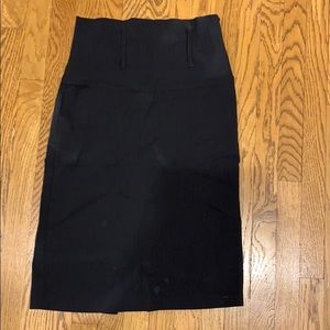 A line vintage style skirt with wide belt loops